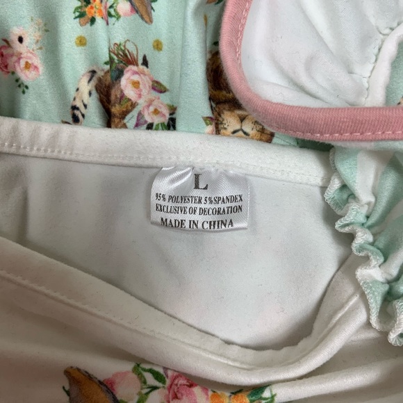 Easter dress with necklace and bow - Picture 8 of 9